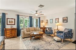 30 Kings Rd Unit A-39, Naples FL 34112