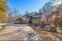 3680 Lamplighter Cove Road, Gainesville GA 30504