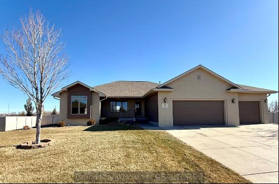 221 Ponderosa Dr, Grand Island NE 68803