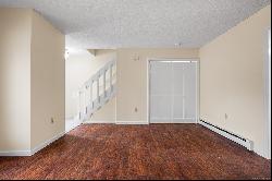 348 Boston Post Road APT B11, Waterford CT 06385