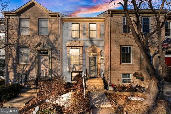 6593 Skylemar Trail, Centreville VA 20121