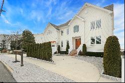 724 W Shore Dr, Brigantine NJ 08203