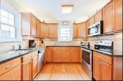 85 Payson St, Attleboro MA 02703