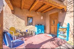 46 Irish Road, Ranchos De Taos NM 87557