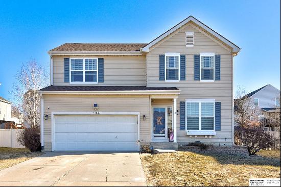 2103 Walnut Creek Drive, Papillion NE 68046