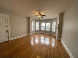 4027 W Barry Avenue #1, Chicago IL 60641