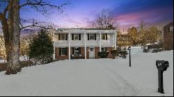 4201 Tanglewood Dr, Hampton PA 15101