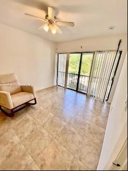 8267 SW 128th St Unit 210, Pinecrest FL 33156