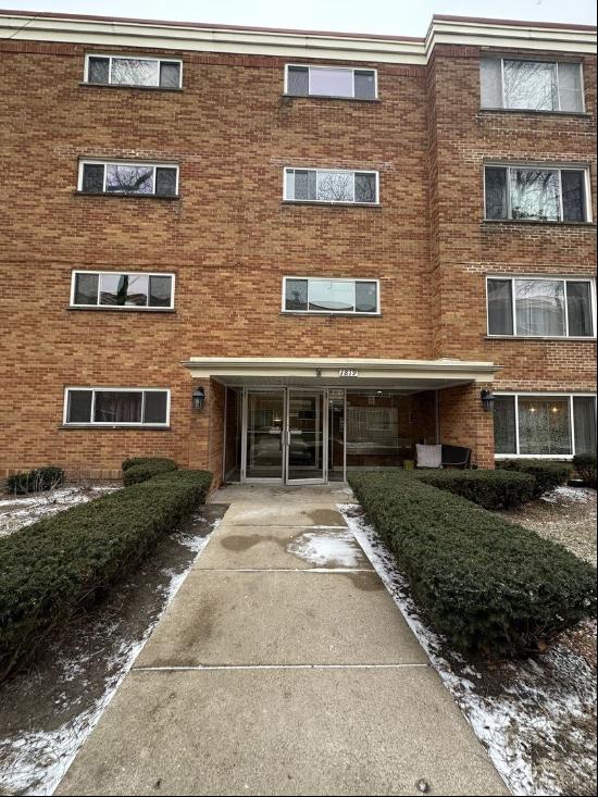 1819 W Thome Avenue #N305, Chicago IL 60660