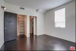 11960 Iowa Avenue #4, Los Angeles CA 90025