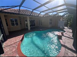 10915 Fieldfair Dr, Naples FL 34119