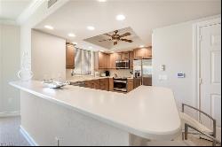 2738 Tiburon Blvd E Unit B-205, Naples FL 34109