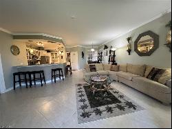 8125 Celeste Dr Unit 5113, Naples FL 34113