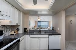 260 Seaview Ct Unit 1605, Marco Island FL 34145