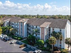 1520 Imperial Golf Course Blvd Unit 211, Naples FL 34110