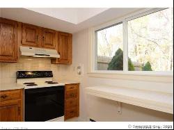 26 Farmington Meadow Drive Unit 26, Farmington CT 06032