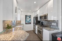 11 24th Avenue Unit 3, Venice CA 90291