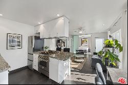 11 24th Avenue Unit 2, Venice CA 90291