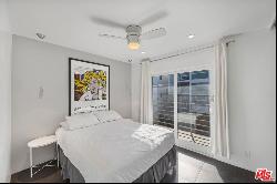 11 24th Avenue #2, Venice CA 90291