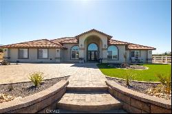 7476 Daisy Road, Oak Hills CA 92344