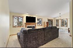 6348 Kingsview Dr, Mount Pleasant WI 53406