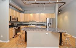 900 N KINGSBURY Street #1041, Chicago IL 60610