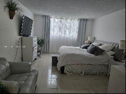 19390 Collins Ave Unit 502, Sunny Isles Beach FL 33160