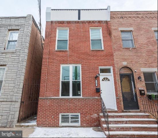 2547 S Juniper Street, Philadelphia PA 19148