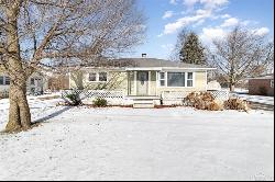 2044 Reinhardt Street, Saginaw Township MI 48604