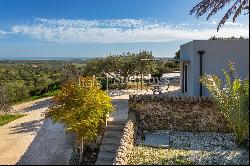 Elegant designer villa with views of Lido di Noto