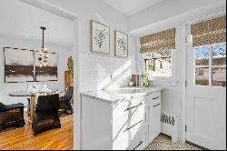 Beautifully Updated 2-Bedroom Corner Unit