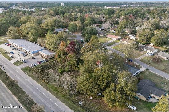 Picayune Commercial Sale