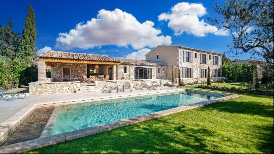 VILLA/HOUSE MAUSSANE LES ALPILLES