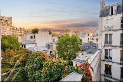 Elegant Parisian Apartment in Chaillot 