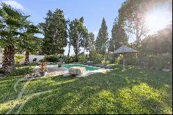 HOUSE FOR SALE NEAR ST REMY DE PROVENCE