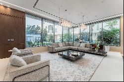 Exclusive Mansion on Tip of Jumeirah Bay