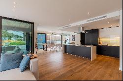 Exceptional Penthouse in De Waterkant