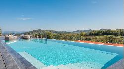 VILLA WITH HEATED POOL AND TENNIS COURT - CENTRAL ISTRIA