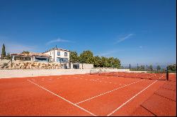 VILLA WITH HEATED POOL AND TENNIS COURT - CENTRAL ISTRIA