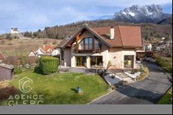 Menthon-Saint-Bernard, beautiful spacious house with lake view