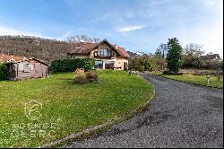 Menthon-Saint-Bernard, beautiful spacious house with lake view