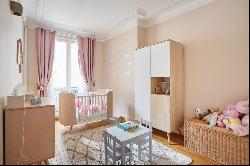 Sale - Apartment Paris 16th (Muette)