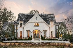 Exquisite Estate Home In Historic Marietta!