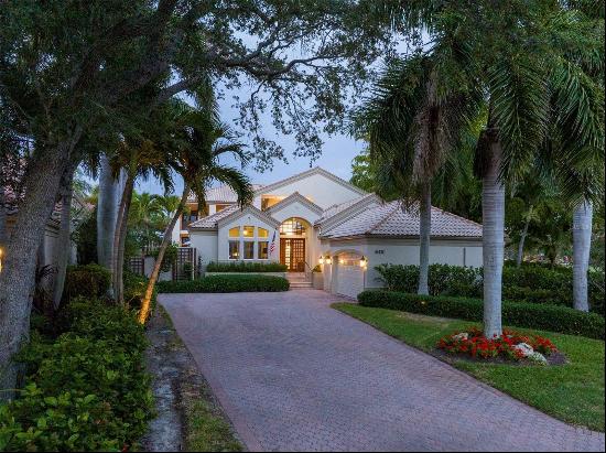 601 Weston Pointe Ct, Longboat Key, FL 34228