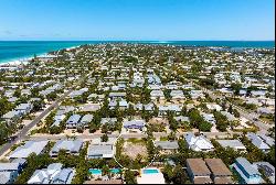 307 62nd St, Holmes Beach, FL 34217