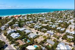 307 62nd St, Holmes Beach, FL 34217