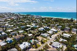 307 62nd St, Holmes Beach, FL 34217