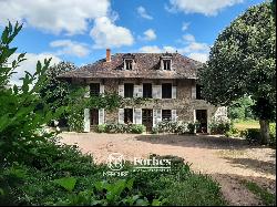 Semur-en-Auxois, 21390, France