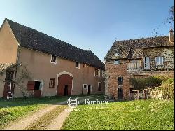 Semur-en-Auxois, 21390, France