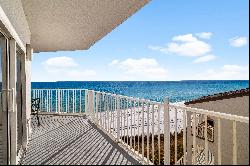 Gulf-Front Retreat With Wraparound Balcony In Heart Of Seagrove Beach